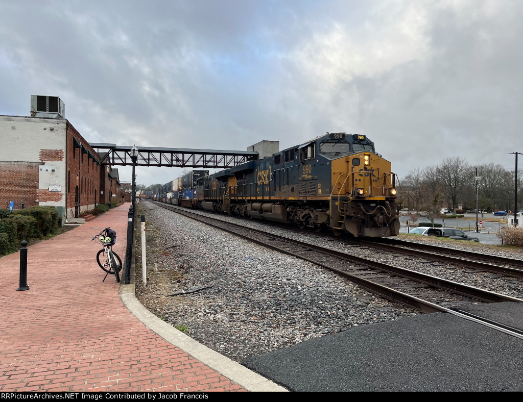 CSX 990